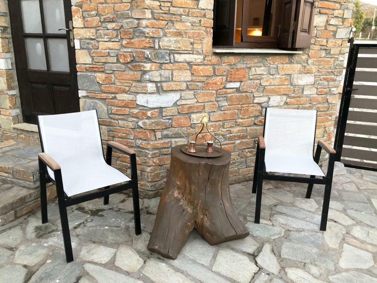 Karpofora Traditional Guesthouse Miléai Zewnętrze zdjęcie