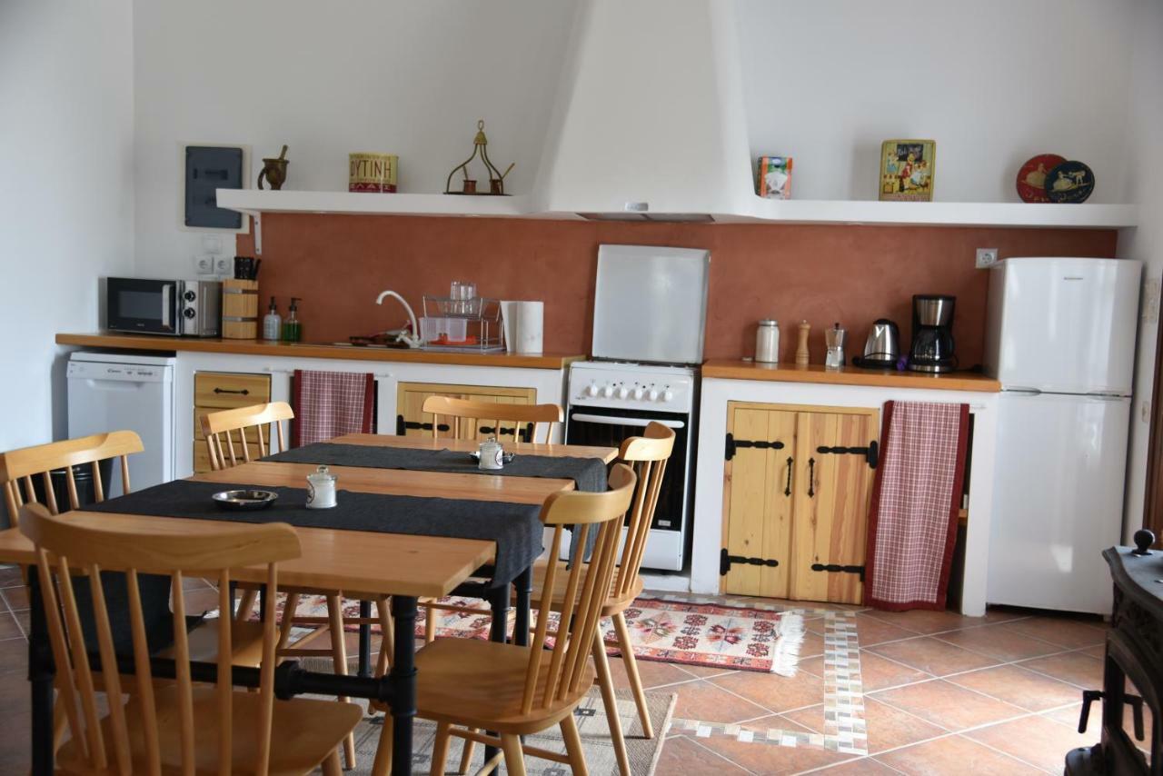 Karpofora Traditional Guesthouse Miléai Zewnętrze zdjęcie